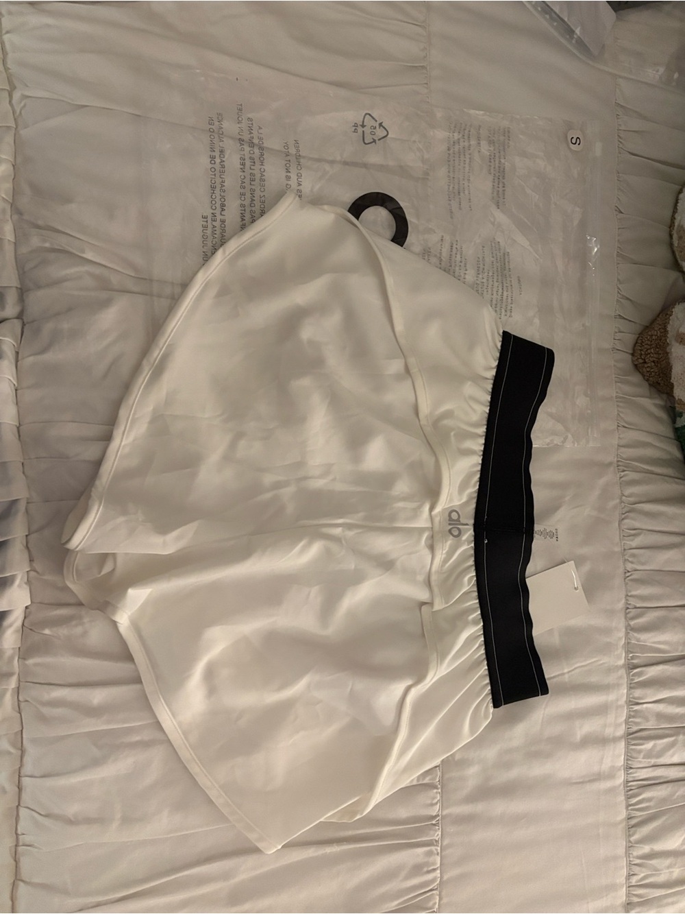 ALO Yoga White Athletic Shorts with Black Waistband - Picture 2 of 2